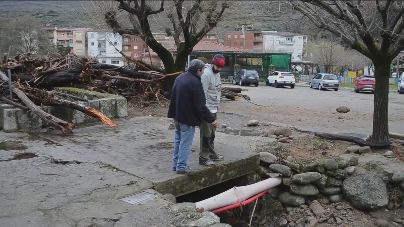 Al menos 3 fallecidos por temporal de viento y lluvia cuyos daños se agravan