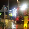 Los bomberos realizan más de 85 salidas por las fuertes lluvias y el viento