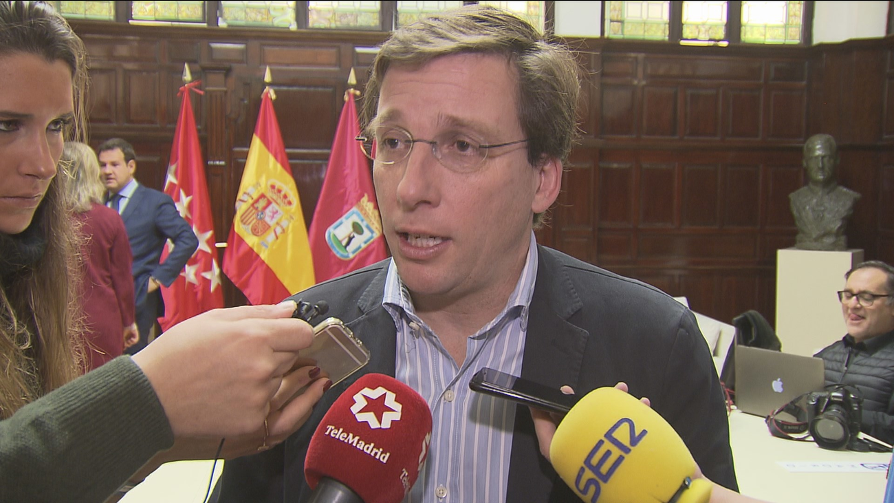 Almeida espera el sí de Vox a sus cuentas con una propuesta que no desvela