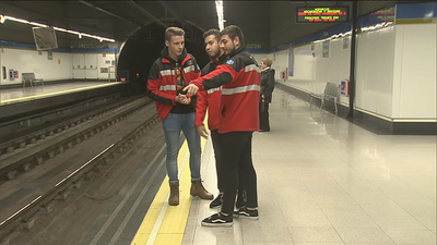 Tres jóvenes salvan la vida a una mujer que intentó suicidarse en Getafe