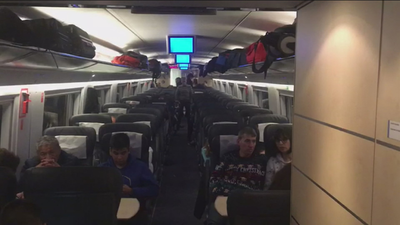 Noche de tensión en el AVE averiado con 717 pasajeros atrapados