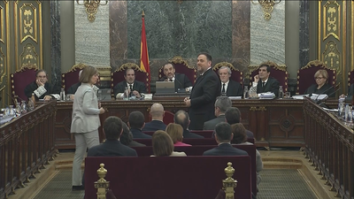 A falta de alegaciones de la Abogacía del Estado la investidura se irá a Enero