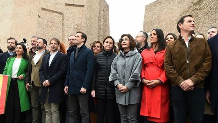 El 10 de febrero el Partido Popular y Ciudadanos convocan una concentración con el apoyo de Vox en la Plaza de Colón / AGENCIAS