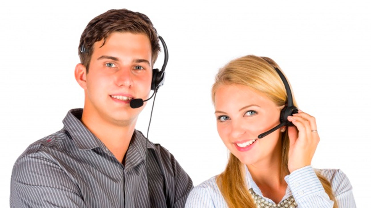 Se buscan teleoperadores  y profesores de pulso y púa