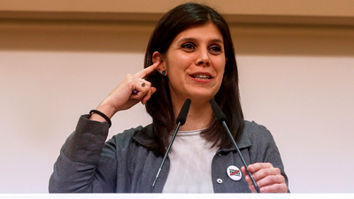 PSOE y ERC acuerdan una consulta en Cataluña para "superar el conflicto"