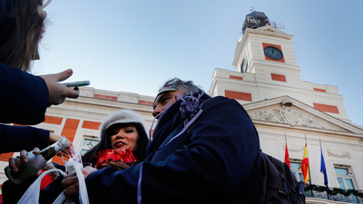 Último ensayo en la Puerta del Sol antes de las campandas