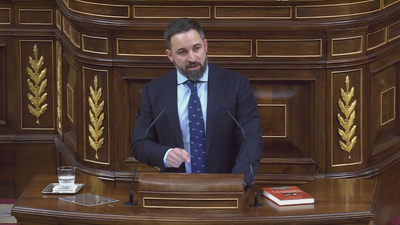 Abascal tacha a Sánchez de "fraude" y ve la investidura como una "emboscada a la Constitución"