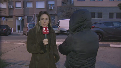 Un vecino de Vallecas pide ayuda porque se encuentra atrapado por la hipoteca y rodeado de okupas