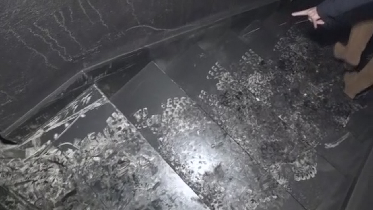 Accedemos al interior del edificio incendiado en Chamartín