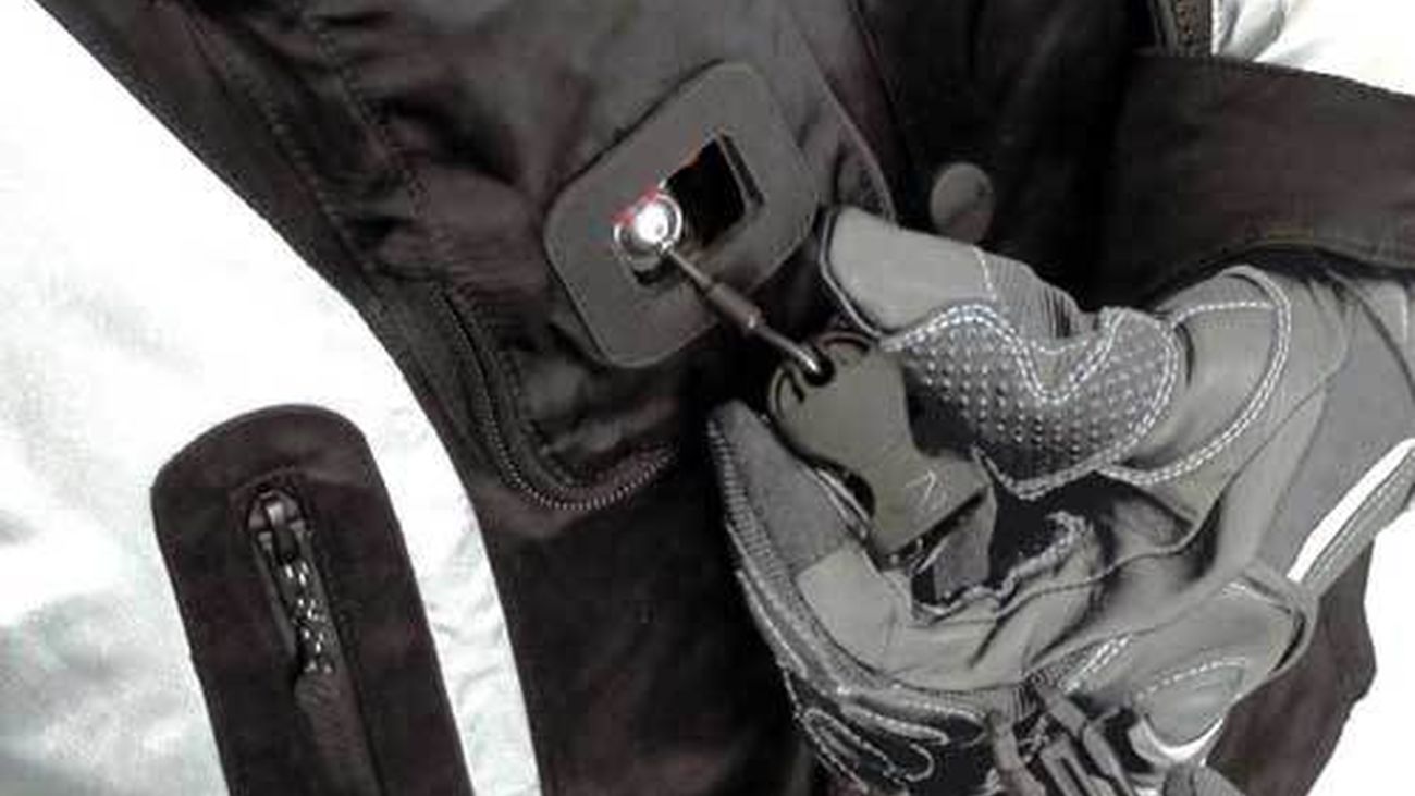 Así es el chaleco airbag para motoristas