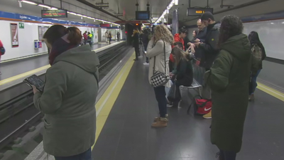 Las alternativas de los usuarios de la línea 4 ante el cierre durante 8 semanas