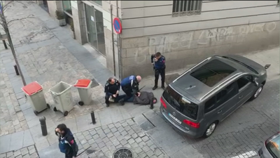 Persecución policial en el centro de Madrid que acabó gracias a un bolardo