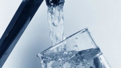 "El agua en España tiene todas las garantías para el consumo humano"