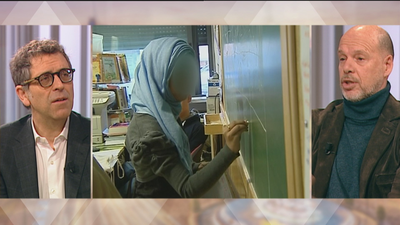 ¿Prohibirías el velo en los colegios?