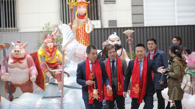 Almeida da la bienvenida al Año Nuevo Chino