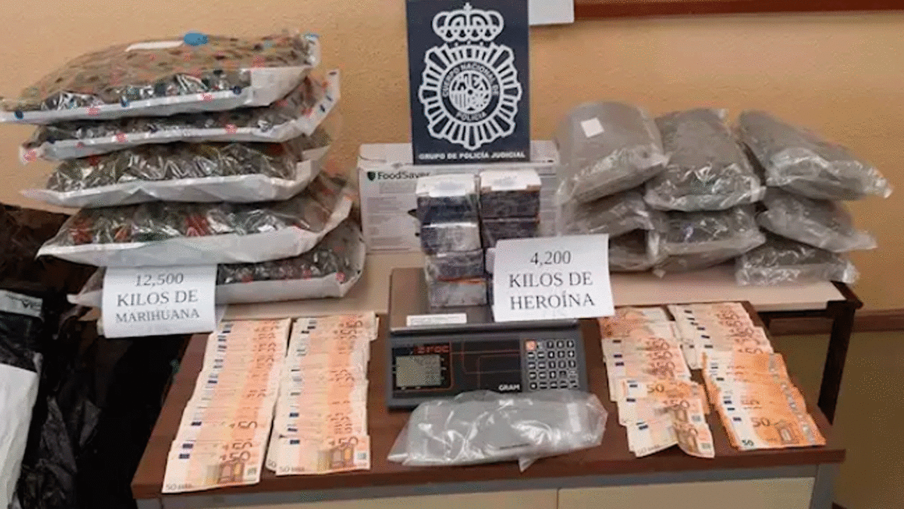 Desarticulada una banda en Valdebernardo que vendía heroína en narcopisos y cultivaba marihuana