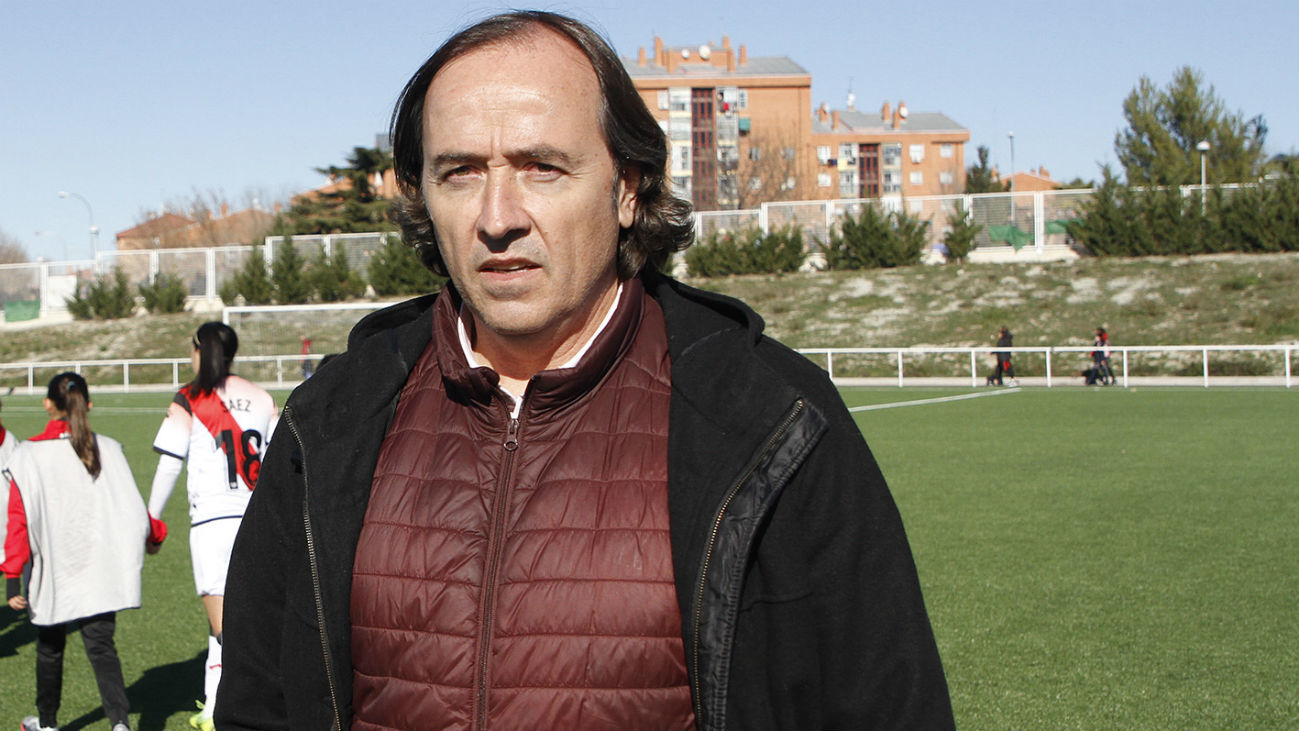 Pablo López, cesado como entrenador del Atlético Femenino