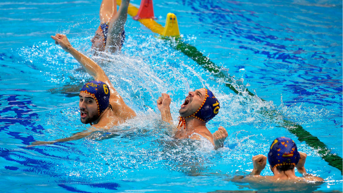 6-6 (9-10). España, a 'semis' del Europeo tras ganar en los penaltis a Serbia