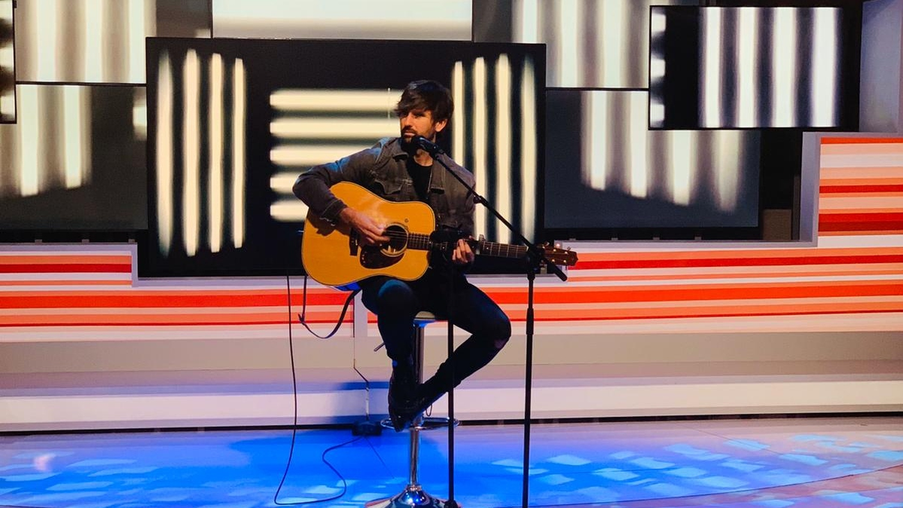 David Otero revive ‘Una foto en blanco y negro’