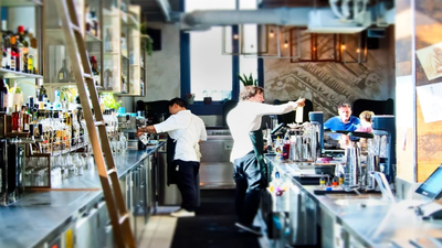 Se buscan camareros de sala para trabajar en hoteles de Madrid