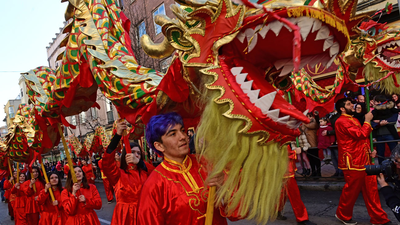 Usera recibe el Año Nuevo chino de la rata y de la suerte en Madrid