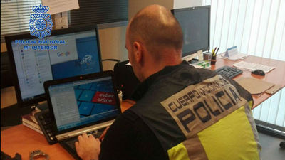 Detenido en Carabanchel por amenazar con difundir imágenes íntimas tras rechazar una cita