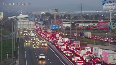 Jueves complicado en Madrid con retenciones por dos alcances en la A-4 y la A-5