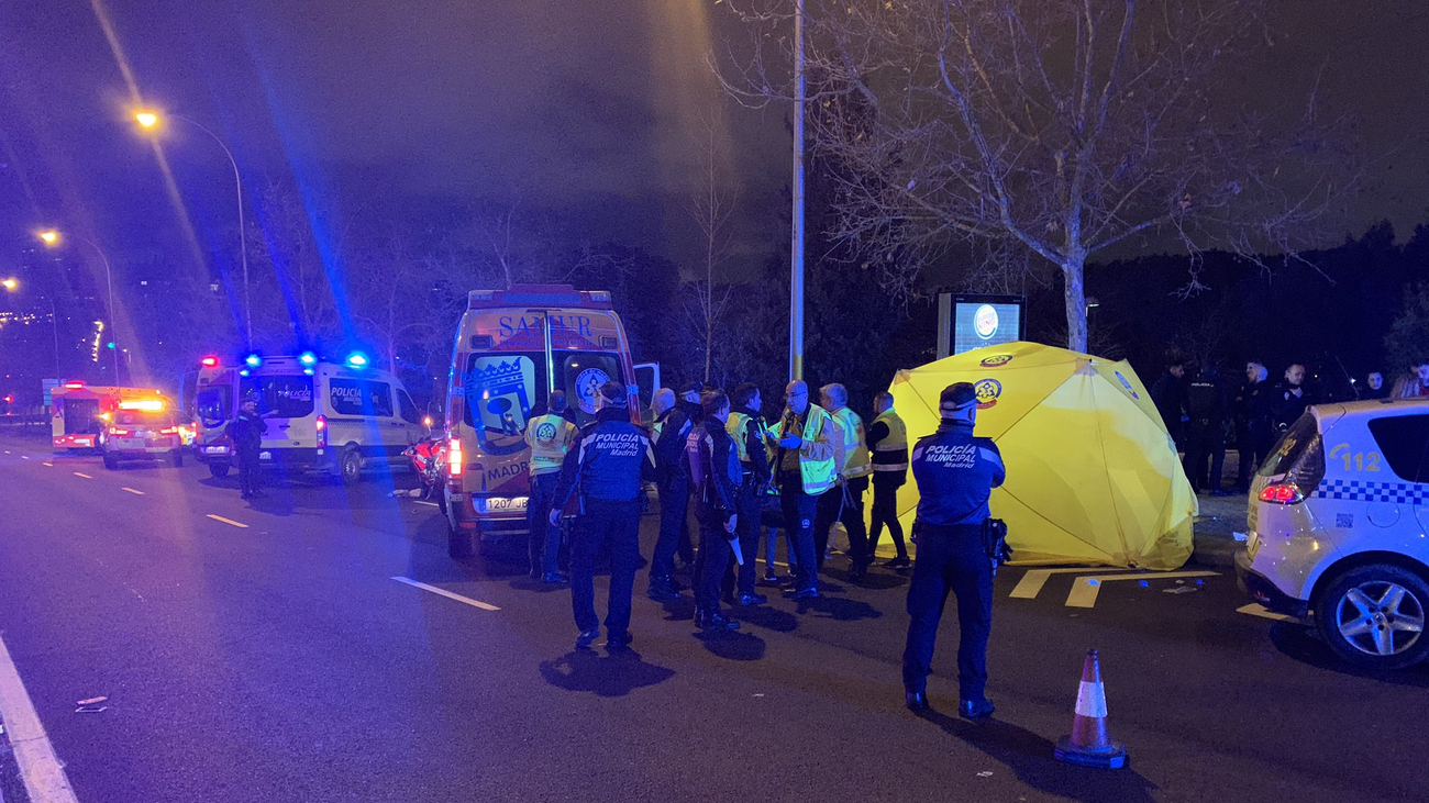 Muere una niña de 3 años atropellada por una motocicleta en la avenida de Asturias