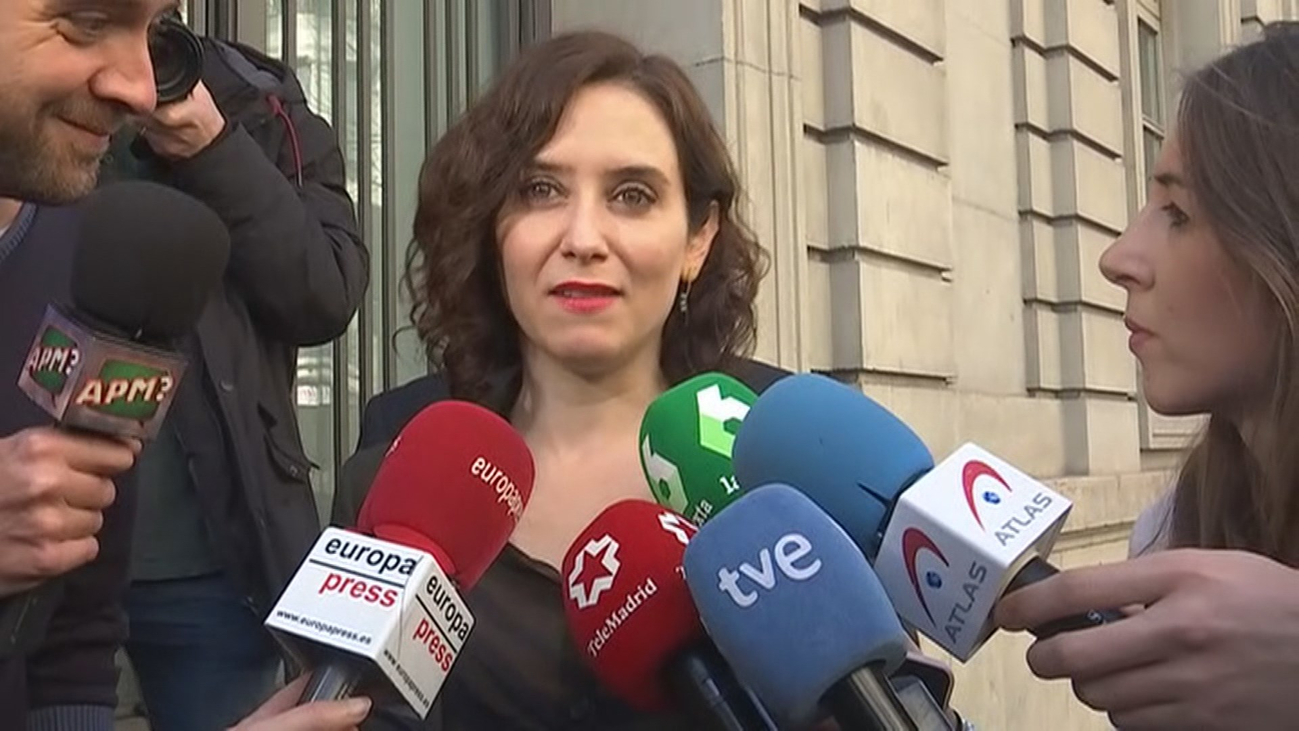 Ayuso viaja a Barcelona para ahondar en la vertebración de España