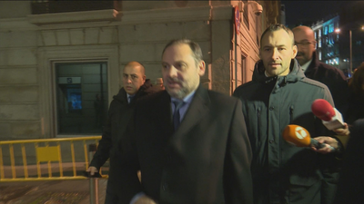 Ábalos admite ahora que estuvo en la sala VIP  de Barajas con la venezolana Delcy Rodríguez