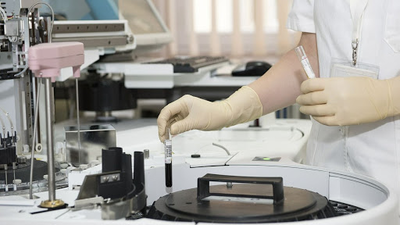 Terapias avanzadas y Protonterapia, el futuro de los tratamientos contra el cáncer