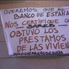 La presión de los vecinos logra que se paralice el desahucio de un edificio en Carabanchel