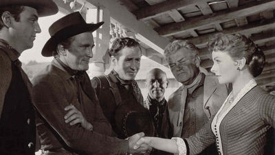 Telemadrid rinde tributo a Kirk Douglas con ‘La pradera sin ley’ y ‘El último atardecer’