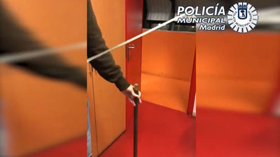 Dos detenidos en Puente de Vallecas por vender armas prohibidas y muy peligrosas