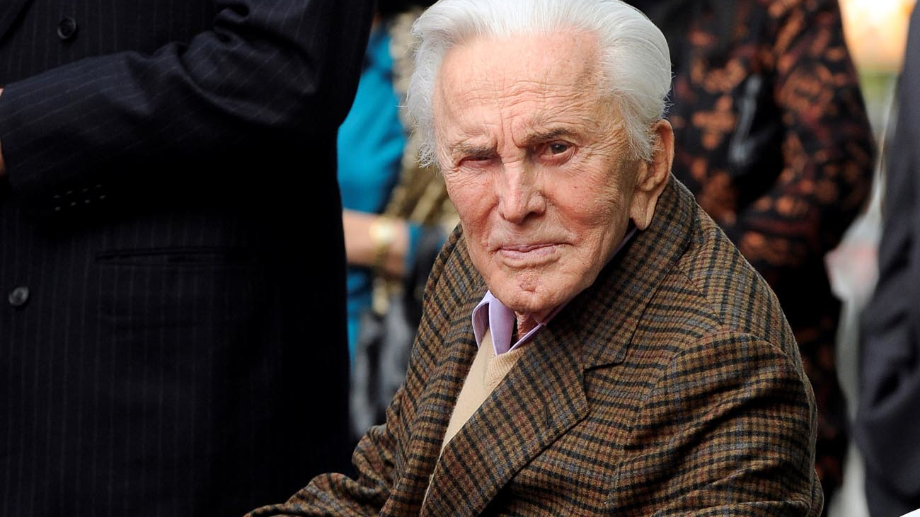 Kirk Douglas, leyenda del cine, muere a los 103 años