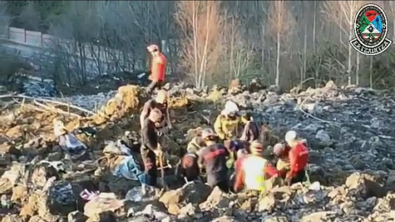 Una empresa especializada reanudará la búsqueda de los operarios desaparecidos en el vertedero de Zaldibar