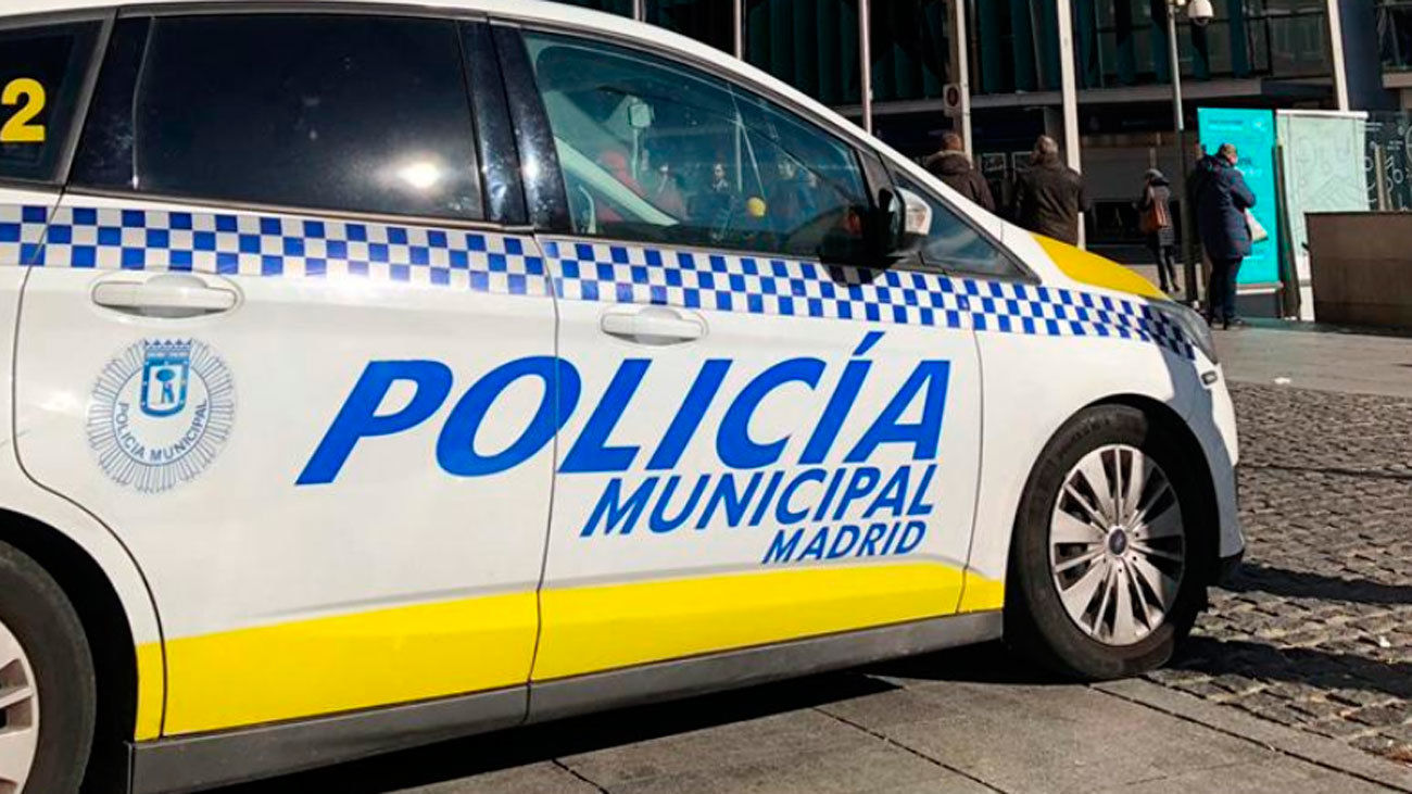 Detenido en Ciudad Lineal por agredir a su pareja, a la que rompió una costilla