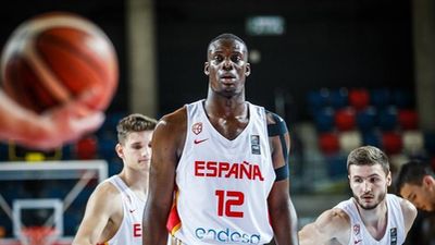 Ferrán López: "Osas Ehigitor tiene todo para ser un pívot de los de antaño"