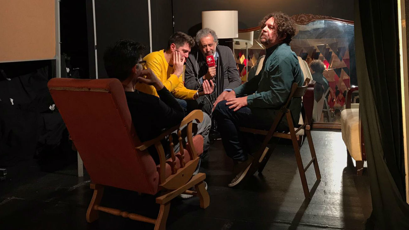 Fútbol y teatro: La historia de 'El Trinche' Carlovich