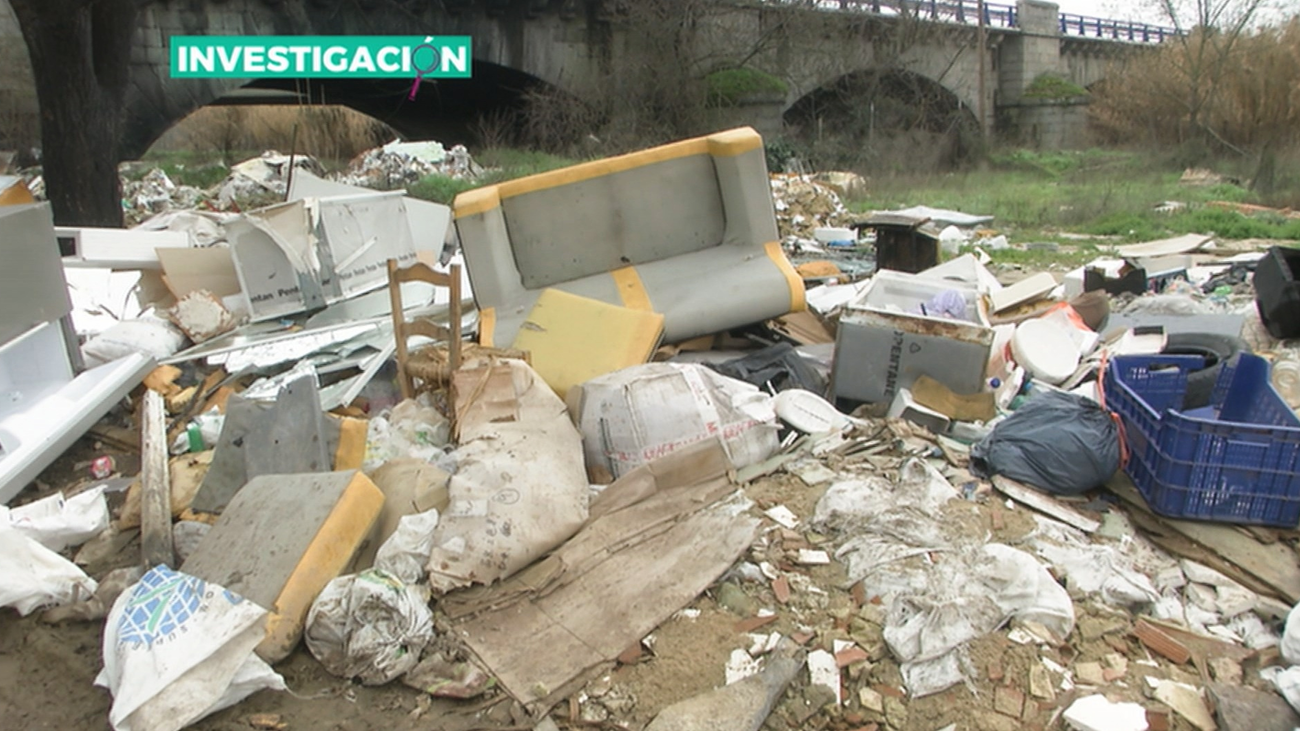El 'cinturón marrón' de los vertederos incontrolados en Madrid