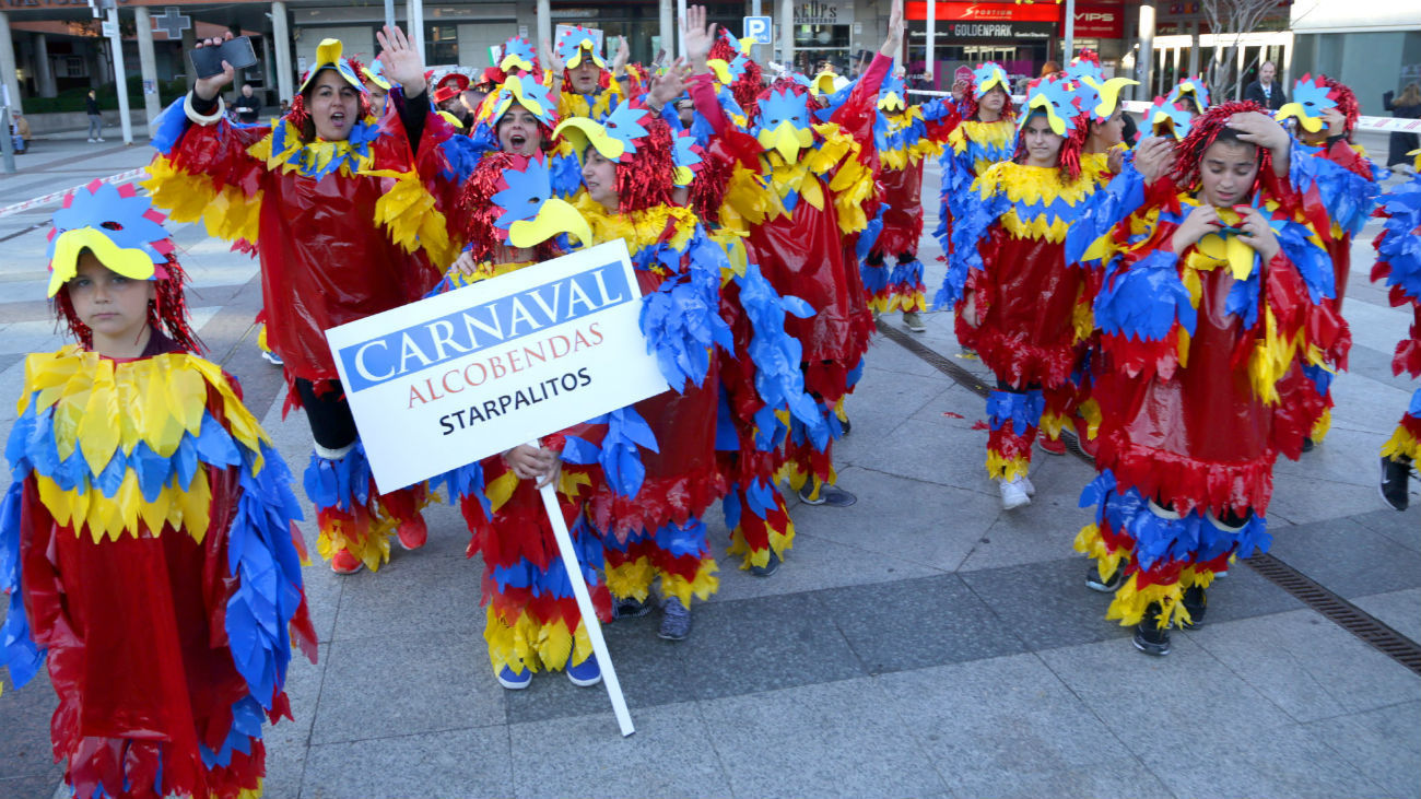 Disfraces, charangas y desfiles, protagonistas en el Carnaval de Alcobendas
