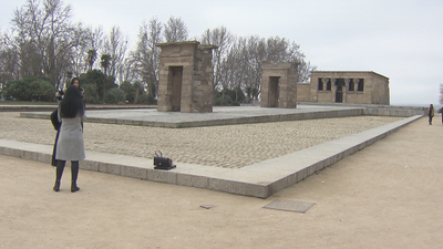 Detenido un exhibicionista en el templo de Debod