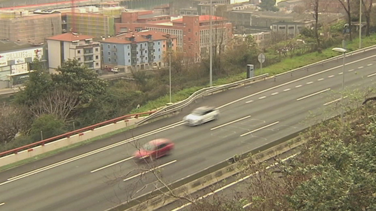 Desconcertados por los flashazos de un radar en pruebas en Bilbao