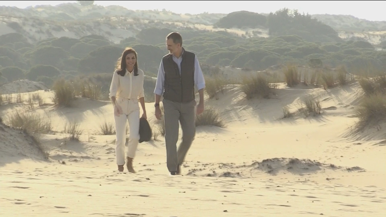 Los Reyes visitan el Parque Nacional de Doñana