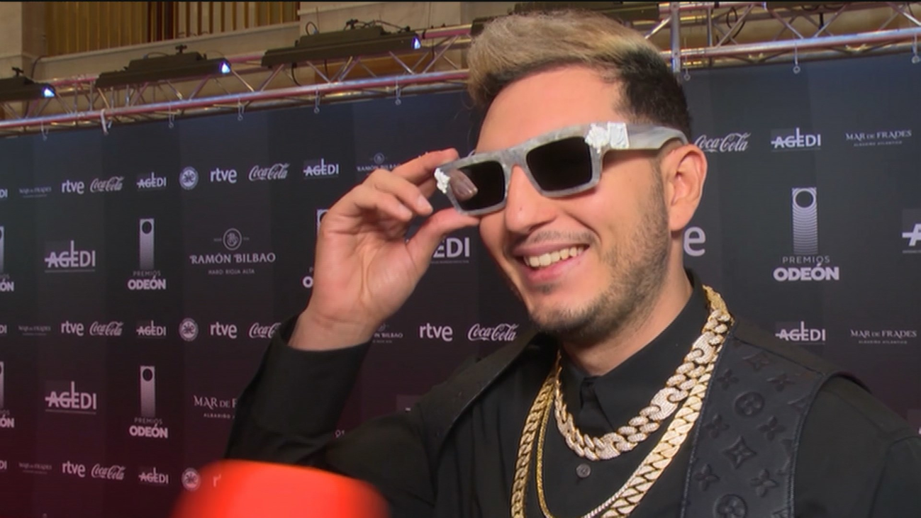 ¿Cuánto gana al mes Omar Montes?