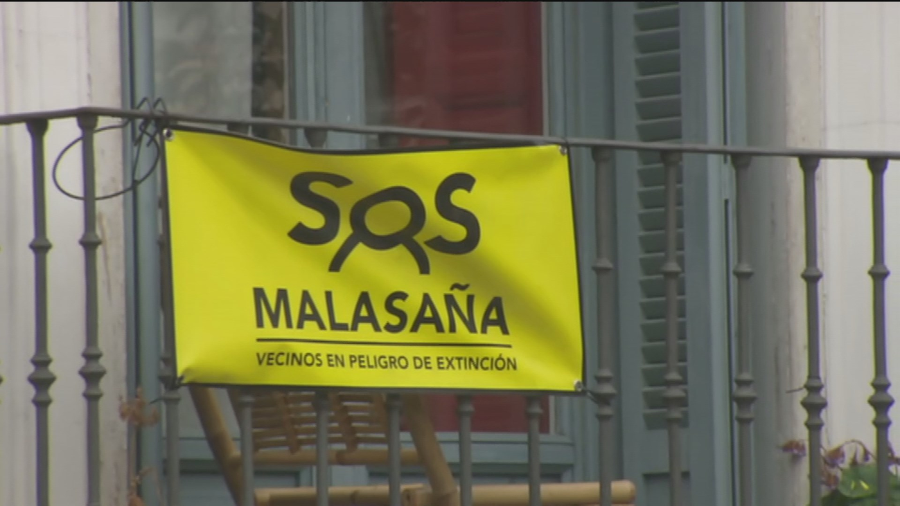 Los vecinos de Malasaña, hartos de los botellones en su barrio