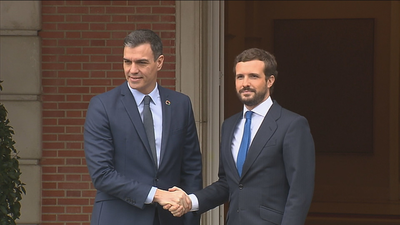 Casado ofrece pactar los Presupuestos si Sánchez renuncia a la Mesa con los independentistas