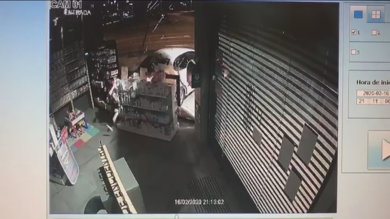 Así atacaron una farmacia en Vallecas para llevarse un botín ridículo