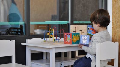 ¿Con qué síntomas los niños madrileños no pueden ir al colegio?