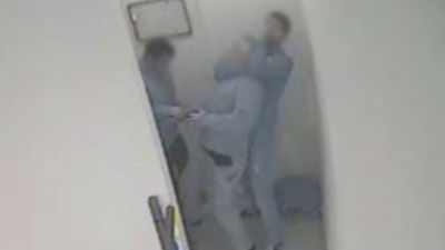 Detenido un hombre en Usera por varios asaltos con la técnica del 'mataleón'